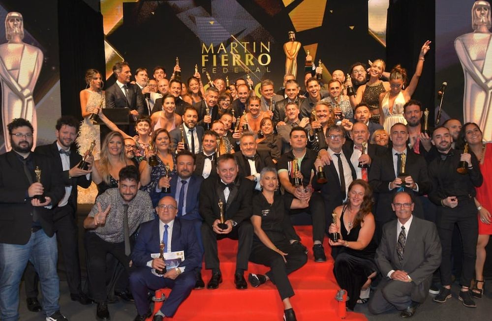 Martín Fierro Federal: dos producciones de TVEO premiadas como mejor noticiero y programa periodístico