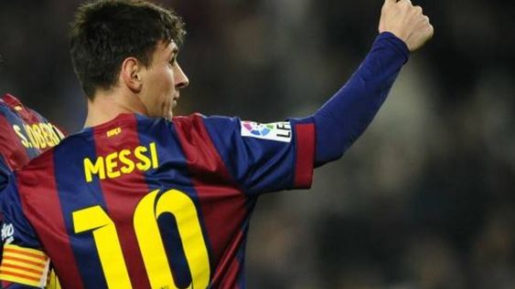 Una imagen imperdible: Messi zafó de la marca de ¡ocho! rivales en el cuarto gol culé