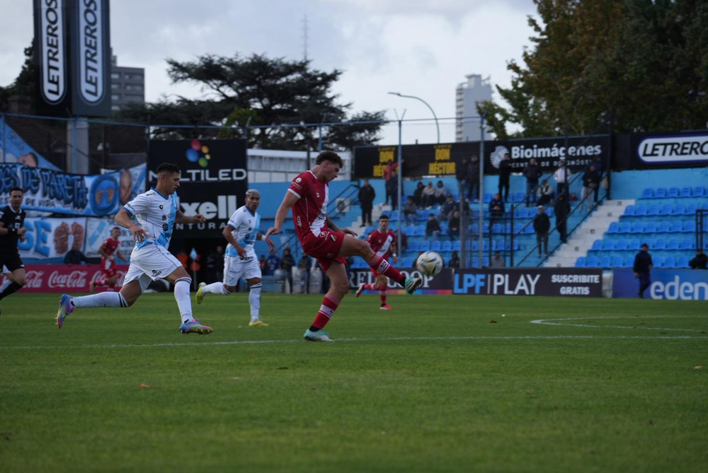 El Cruzado sumó su cuarto triunfo desde la llegada del entrenador marplatense a calle Vergara.