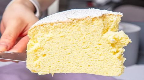 que es la torta esponja japonesa: la receta para hacerla en casa con 5 ingredientes