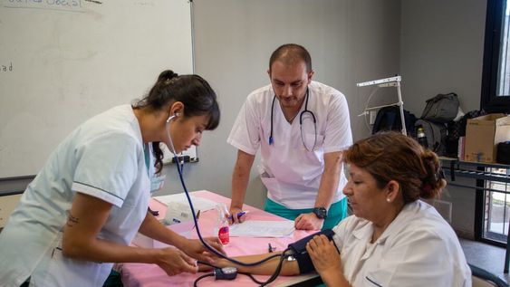 Cientos de vecinos de los barrios del oeste se acercaron al operativo Ciudad Cerca