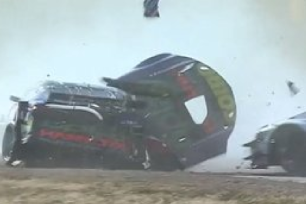 Tremendo accidente en los entrenamientos del Turismo Carretera en El Calafate