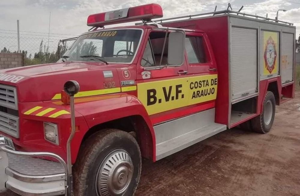 Bomberos de Costa de Araujo exigen el cambio de comisión por malas condiciones e irregularidades