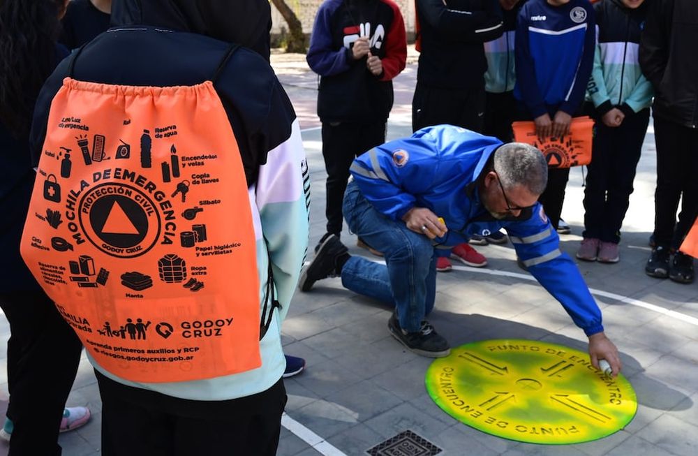 Continúan los talleres sobre el Plan Familia Preparada y prevención sísmica en las escuelas