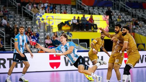 Los Andes | El seleccionado nacional logró una sufrida pero más que valiosa victoria ante Bahréin por 26-25 en el Mundial. (@CAHandball)