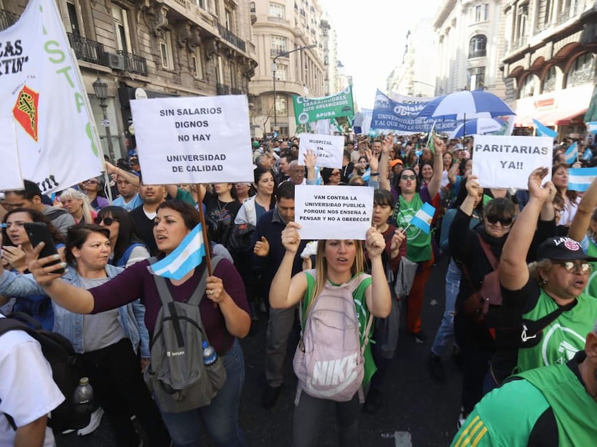 Será muy difícil llegar a fin de año, advirtió a Aconcagua Radio el rector de la UNRosario