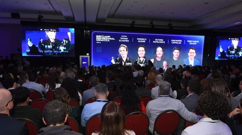Representantes de Mercado Libre, Uber Eats, Tulipán y el Ministerio de Educación de Mendoza participaron del panel “Excelencia comercial y ventas inteligentes” en el Bootcamp Empresarial Mendoza.
