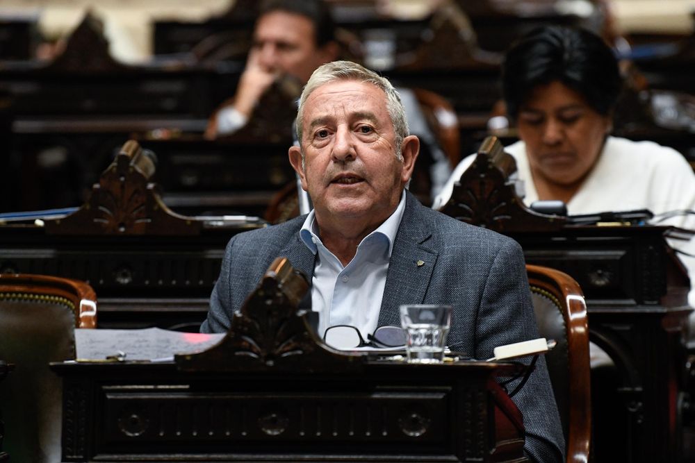 El diputado nacional Julio Cobos no descarta una candidatura en las elecciones 2025