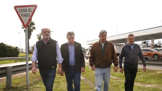 MESA DE ENLACE. Jorge Chemes, de CRA; Carlos Achetoni, de FAA; Nicolás Pino, de SRA, y Elbio Laucirica, de Coninagro, luego de la Reunión con Massa. / Foto: Clarín.