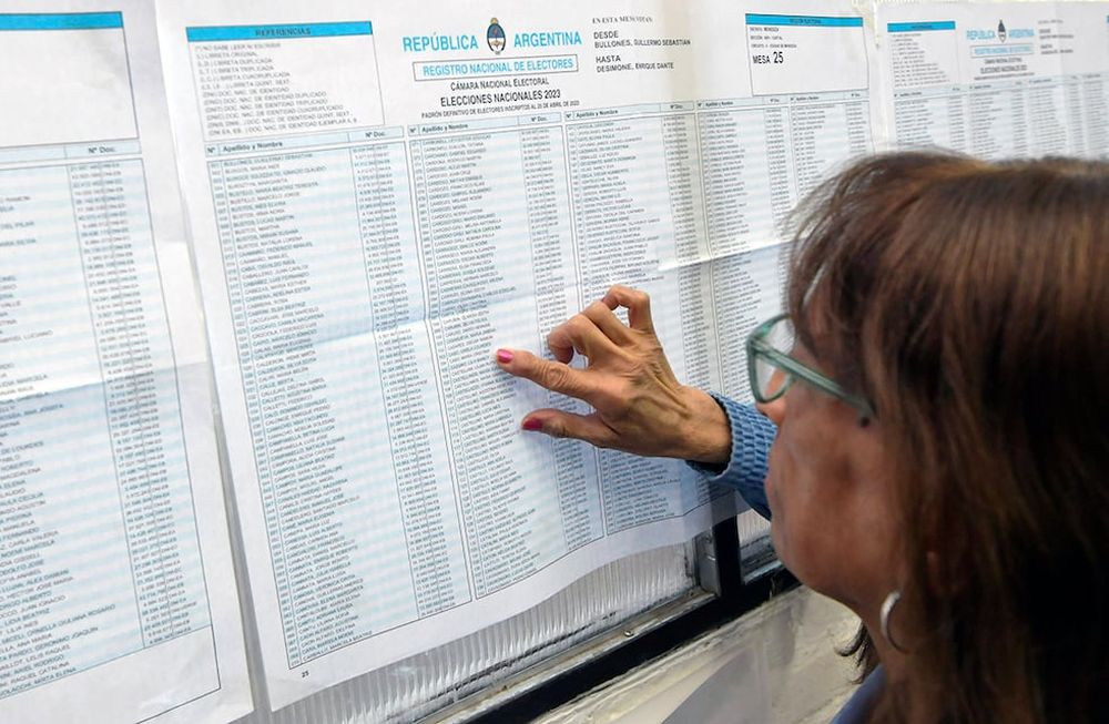 Según expresó el secretario general de la Presidencia, Julio Vitobello “el comicio se ha desarrollado con total normalidad y en paz”.Foto: Orlando Pelichotti