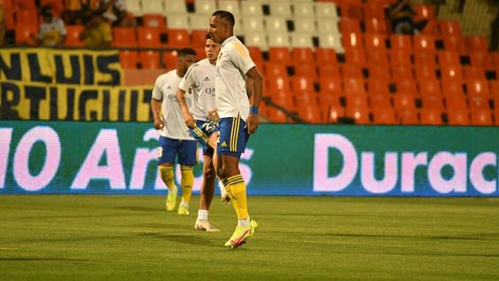 El colombiano Sebastián Villa vuelve al equipo titular de Boca luego de tres meses. / Marcelo Rolland ( Los Andes).
