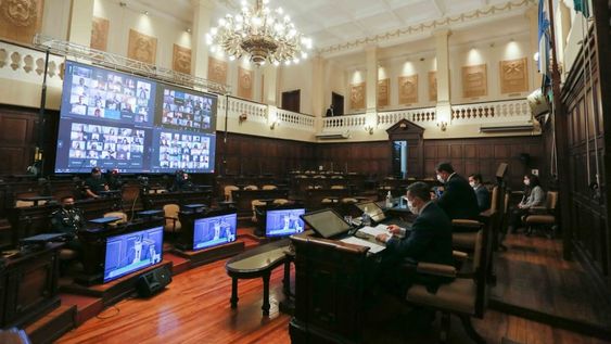 Creemos innecesaria la reforma, impropia, erróneamente motivada y con graves riesgos institucionales. Dejemos nuestra Constitución en Paz / Gentileza