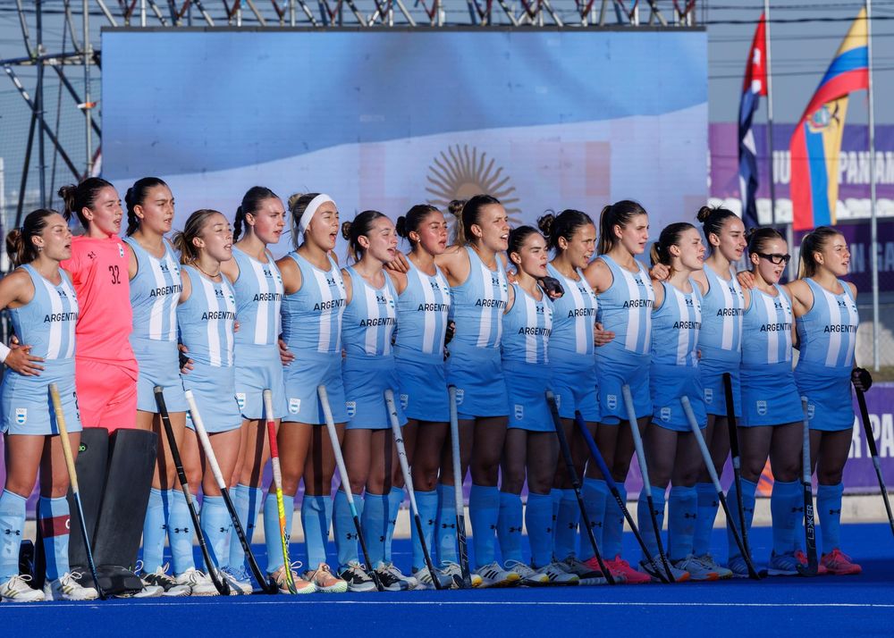 ¡LAS LEONCITAS, CAMPEONAS PANAMERICANAS EN ASUNCIÓN! En un torneo perfecto para las juveniles, que vencieron en la final a Estados Unidos por 3-0.