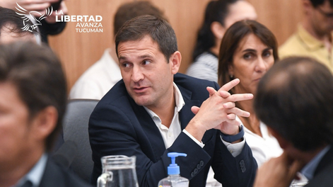 Quién es Federico Pelli, el diputado tucumano de pasado militar que fue agredido durante las inundaciones.
