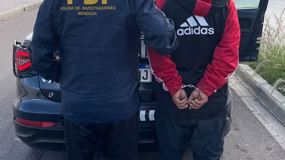 Cayó el conductor que atropelló, arrastró, escapó y la causó la muerte a un hombre en Las Heras