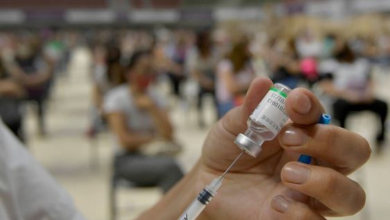 La cifras oficiales que comunicó el ministerio de salud respecto a los vacunados que se contagiaron de covid. Foto: Orlando  Pelichotti