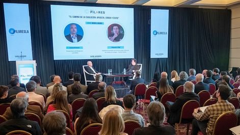 Los Andes | El primer evento del Ciclo Pilares de Los Andes contó con muchos participantes, tanto en persona como vía streaming. Foto: Ignacio Blanco / Los Andes