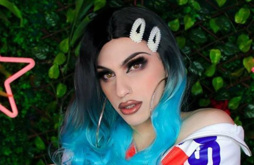 Dyhzy está de estreno: posó con lolas y se animó al topless