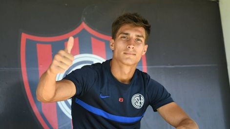 Federico Gattoni no se olvida de sus raíces e hizo una gran donación a las inferiores de San Lorenzo. / Gentileza.