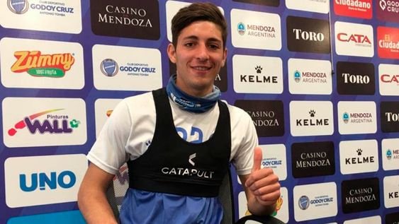 Gonzalo todavía no cumple un año en Primera división. Debutó el 28 de noviembre de 2020 en un empate 0-0 ante Banfield en el Malvinas cuando el DT del Tomba era Diego Martínez. / Gentileza Prensa Godoy Cruz.