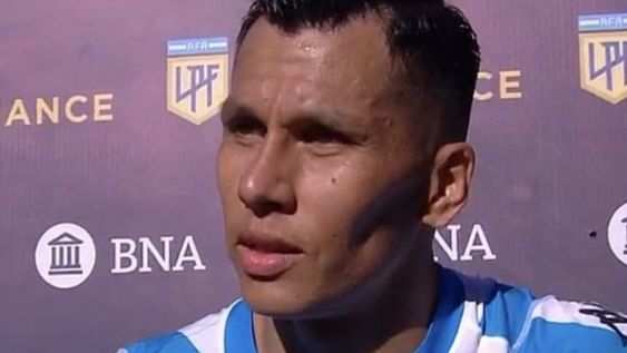 Leo Sigali o respondió ninguna de las tres preguntas post goleada. “No me acuerdo”, repitió. Excelente iniciativa de Racing Club. / Gentileza.