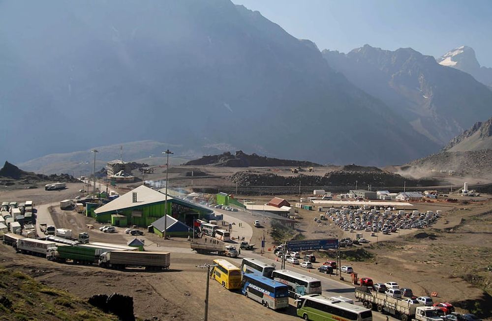 La balanza comercial de Argentina con el país vecino se mantiene a favor por un saldo superior a los U$S 3.500 millones y se estima que la tendencia continuaría con la nueva conducción del Estado chileno.