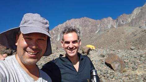 Fernando Reto (derecha) y su compañero de excursión, Samuel Solanilla