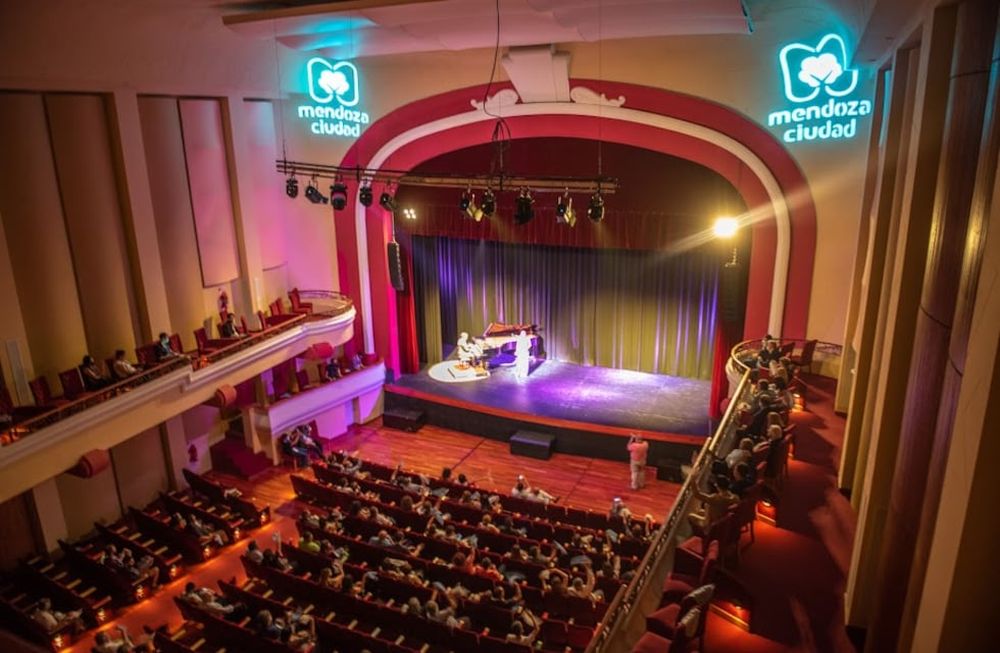 Stand up, comedia y música en el Teatro Mendoza este fin de semana