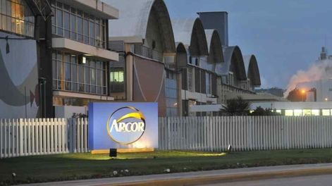 Arcor busca trabajadores. (Archivo)