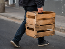 no tires los cajoncitos de fruta: 3 ideas para reutilizarlos en casa sin gastar dinero y ganar espacio de guardado