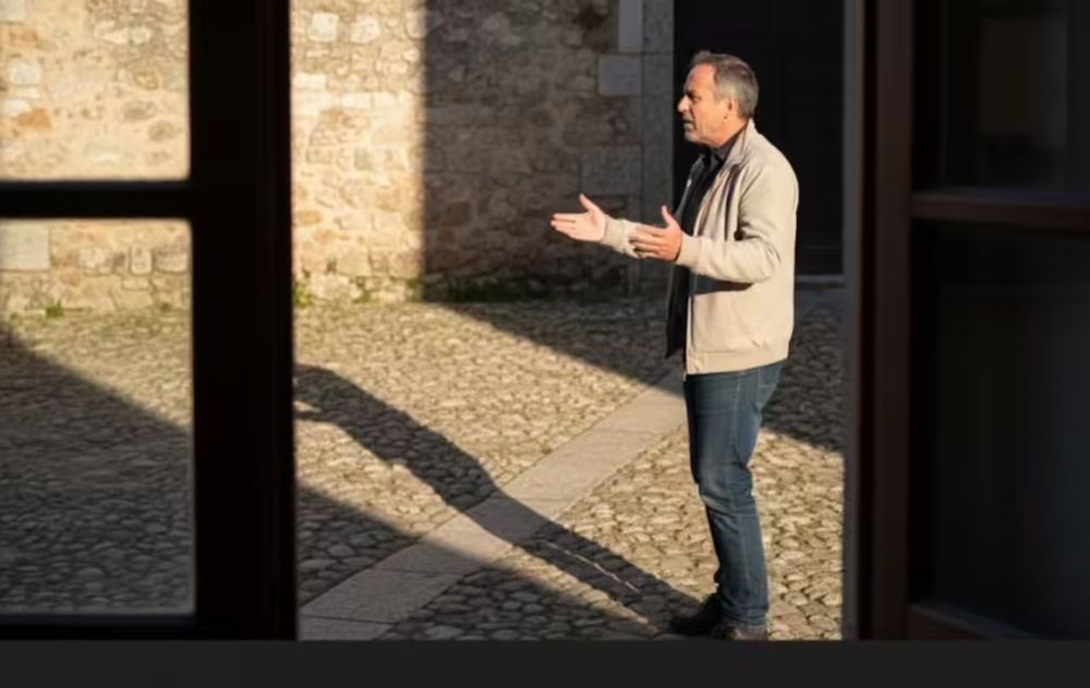 En algunas personas preguntarse y responderse en voz alta es una herramienta de autorregulación emocional.