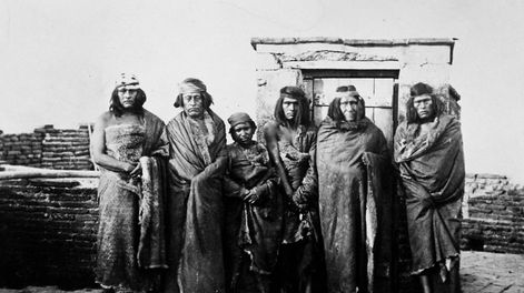 Nuestros paisanos los indios - Por Luciana Sabina