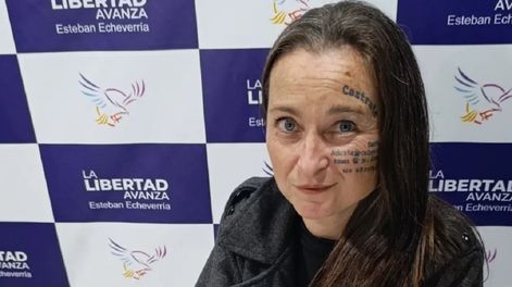 Una activista por los animales y amante de los gatos busca ser concejal libertaria en Esteban Echeverría