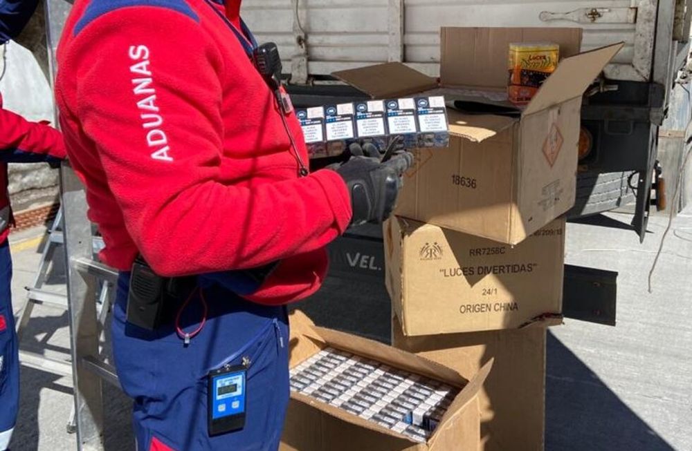Las autoridades chilenas imputaron por contrabando al camionero argentino. / Gentileza Andes Online.