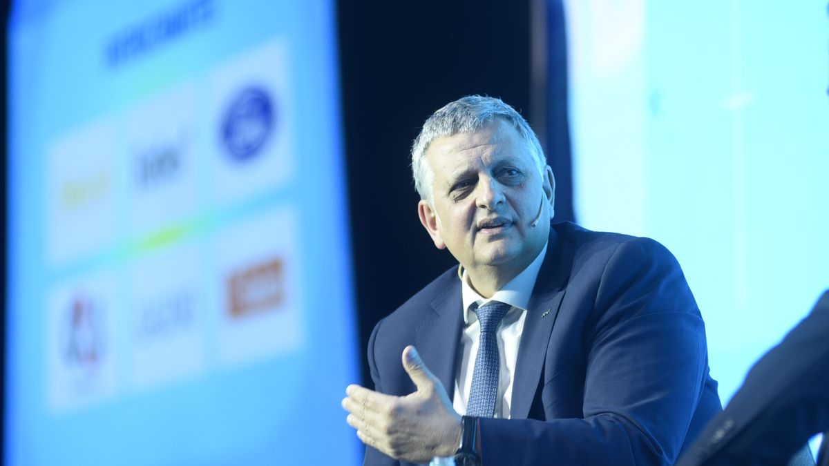 Horacio Marín, CEO de YPF en Coloquio Idea: "Vamos a lograr que Argentina exporte 50 mil millones de dólares"