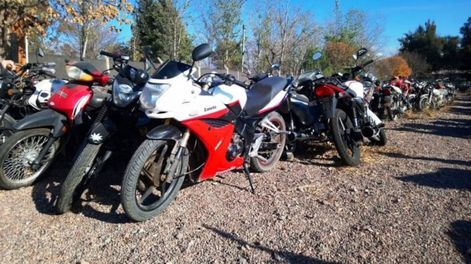 Remate de autos y motos en Godoy Cruz.