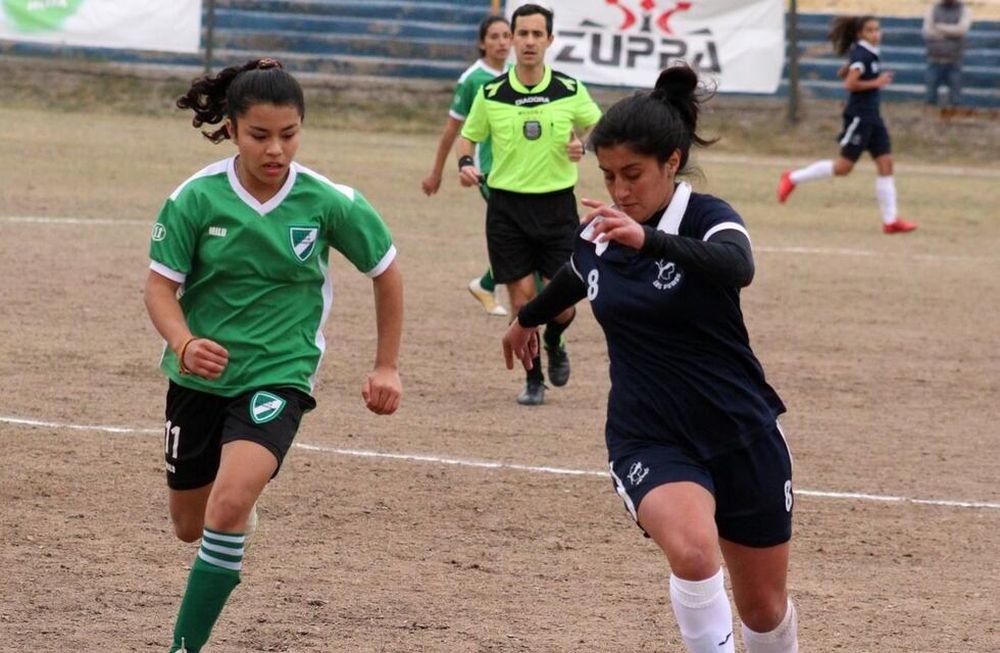 Fútbol femenino: los candidatos a quedarse con el Apertura comienzan a despegarse