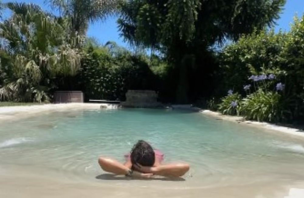 Nicolás Cabré mostró junto a Rocío Pardo el impactante antes y después de su piscina