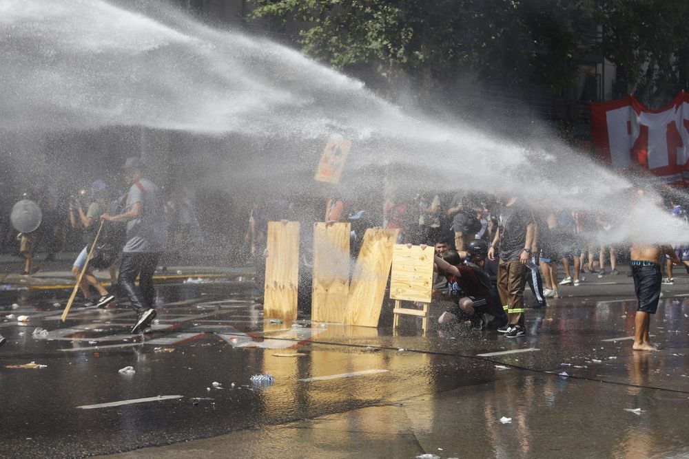 Incidentes en el Congreso durante el debate de la reforma laboral