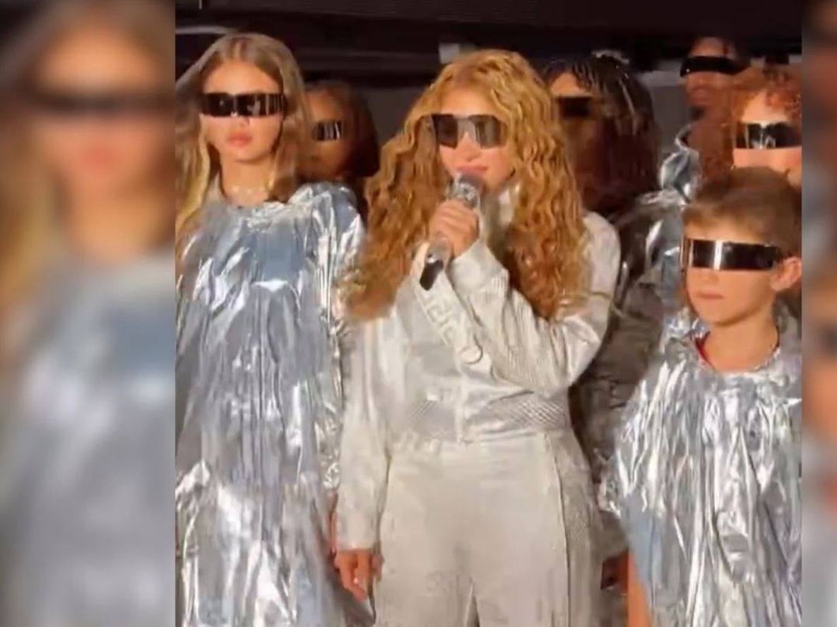 Shakira volvió a entrar a su show con los hijos de Antonio de la Rúa y aumentan los rumores