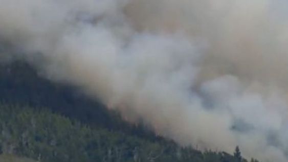Un nuevo foco de incendio en Chubut intensifica operativos. Se aguaran lluvias que ayuden a calmar las llamas.&nbsp;