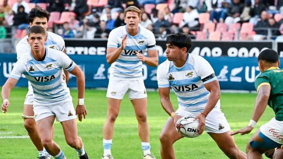 El mendocino Jerónimo Llorens que juega en el club de rugby: Teqüe