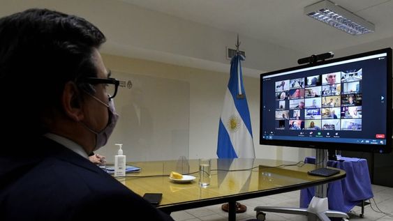 El ministro Moroni en el plenario el Consejo Nacional del Empleo, la Productividad y el Salario Mínimo, Vital y Móvil. (Foto: Ministerio de Trabajo)