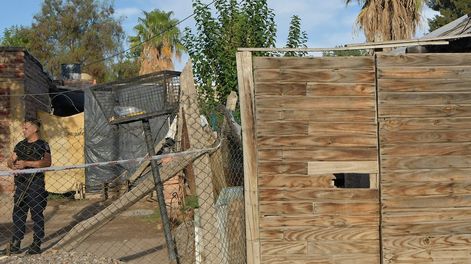 Los Andes | Crimen en Las Heras. Caso Rocío Fabiana Flores. La víctima embarazada estaba en su casa ubicada en calle Aristóbulo del Valle al 1.676 de El Algarrobal cuando fue baleada. Foto: Orlando Pelichotti / Los Andes