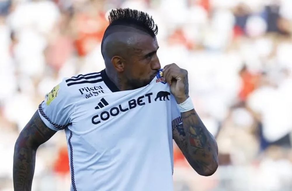 Arturo Vidal calentó la previa entre River vs Colo Colo