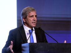 Luis Caputo en el Foro de Inversiones & Negocios.