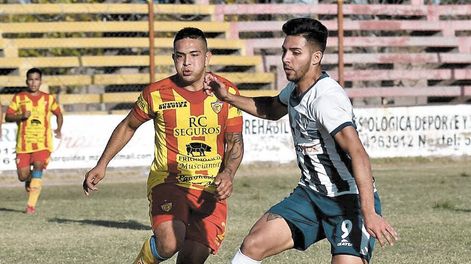 San Martín sigue firme en lo alto