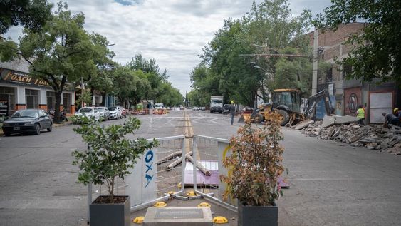 La Ciudad inició la construcción del boulevard Strassera en avenida Mitre