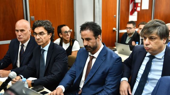 El neurocirujano Leopoldo Luque en la reanudación del juicio por la muerte de Maradona
