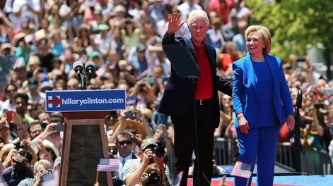 Hillary Clinton lanza su campaña en Nueva York para ser la primera mujer presidente en EE.UU